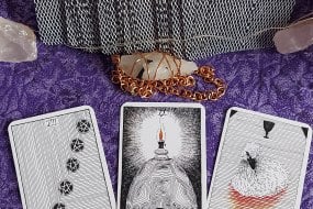 The Avalon Faery Palm Reader & Tarot Reader Profile 1