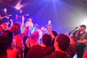 DL Entertainments Party Band Hire Profile 1