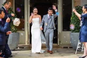 Captured by Hannah WM Book Your Perfect Wedding Photographer Profile 1