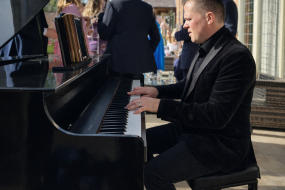 Chris Morris - Pianist Hire Professional Pianists Near You Profile 1