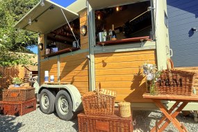 Rovistica Horsebox Bar Mobile Whisky Bar Hire Profile 1