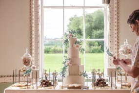 The Cake Labs Wedding Cakes Profile 1