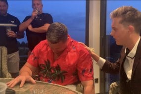 Charlie Robinson Magician & Hypnotist Hypnotist
Hire Profile 1