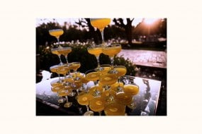 The Fizzy Cork Horsebox Bar Hire Profile 1