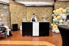The Aproned Mixologist & Co Find Mobile Bar Hire Near You Profile 1
