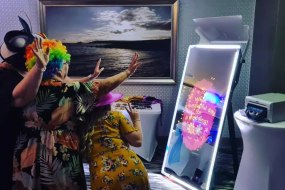 MirrorGlitz Magic Mirror Hire Profile 1