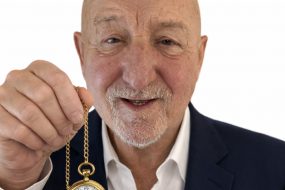 Dave Rawson Comedy Hypnotist & Magician Hypnotist
Hire Profile 1