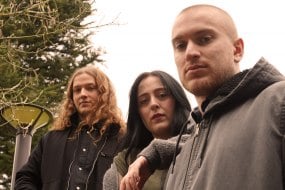 Resonate - Acoustic Trio undefined Profile 1
