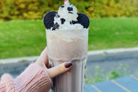 House of Ballers Mobile Milkshake Bar Hire Profile 1