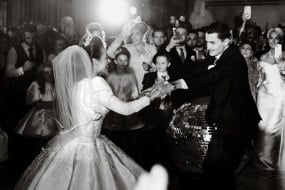The Ultimate Creation Book Your Perfect Wedding Photographer Profile 1