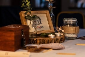 Top Table Escapes Stationery, Favours and
Gifts Profile 1