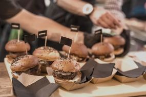 The Pit & Platter Jacket Potato Van Hire Profile 1