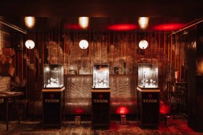 Charlotte Hedgecock Photography Book Your Perfect Wedding Photographer Profile 1