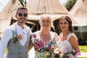 LD Celebrant Wedding Celebrant Hire Profile 1
