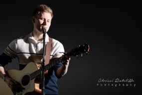 Jamie Felton Singer/Guitarist Wedding Entertainers for Hire Profile 1