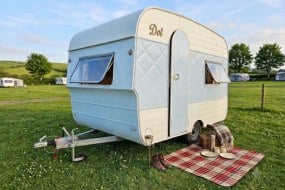 Wendy Beckham - Vintage Clicks Glamping Tent Hire Profile 1