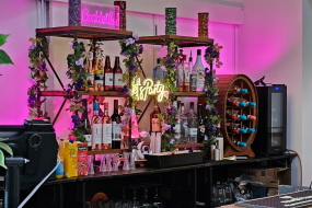 Boozy Bar Find Mobile Bar Hire Near You Profile 1
