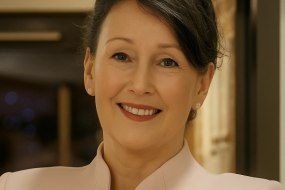 Jacqueline Byron Celebrant Wedding Celebrant Hire Profile 1