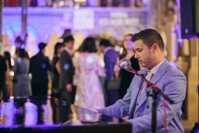 Charlie Ludlam Pianist & Singer