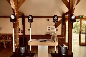 DJ Jon Lowe Mobile Disco Hire Profile 1
