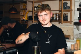 Kitts Mixology Mobile Cocktail Making Classes Profile 1