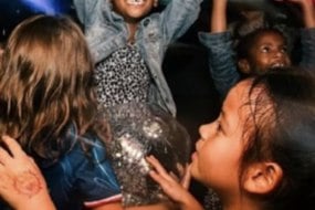 Smile with Sarah Children's Music
Parties Profile 1