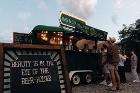 Boston and Hawthorne Horsebox Bar Hire Profile 1
