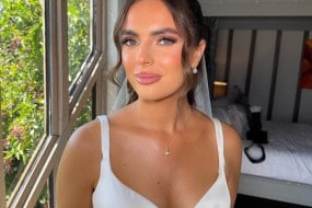 Kourtney Hammett MUA Bridal Hair and Makeup Profile 1