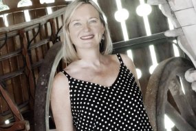 Fiona Wright Celebrant