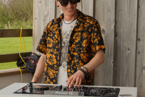 Juicy Bangers Bands and DJs Profile 1