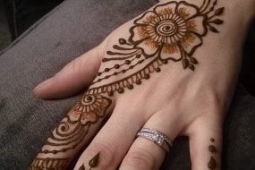 SJ HENNA Body Art Hire Profile 1