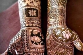 Sunayana Mehndi Artist Body Art Hire Profile 1