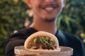 Chi Vegetarian Catering Profile 1