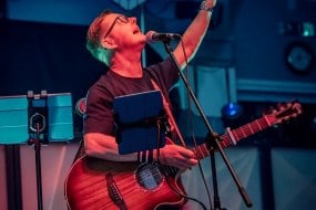 Performing at an 80's night