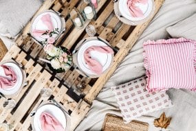 Pretty it Picnics Artificial Flowers and Silk Flower Arrangements Profile 1