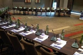Turnaround 360 AV Hire Screen and Projector Hire Profile 1