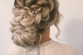 Pretty and Pinned by Paige Trowers Bridal Hair and Makeup Profile 1