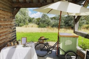 Scoops Tricycles Mobile Whisky Bar Hire Profile 1