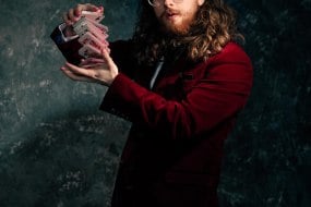 Roman Armstrong - Magician Wedding Entertainers for Hire Profile 1