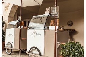 Luxury Vending Mobile Milkshake Bar Hire Profile 1