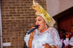 Yeyeorin Aderonke and Evergreen Amazing Melody  Wedding Band Hire Profile 1