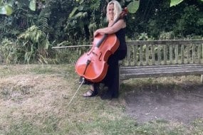 Cellist Dorottya Party
Entertainers Profile 1