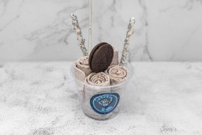 Sparklerolls Dessertz  Ice Cream Van Hire Profile 1