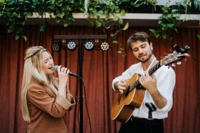 Bella River Duo Wedding Entertainers for Hire Profile 1