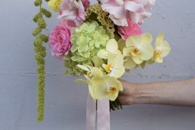 Modern bridal bouquet