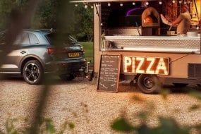 The Mob Pizza & Bar Prosecco Van Hire Profile 1