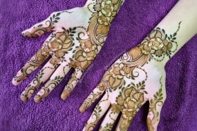 Karuna Bilimoria Henna Artist Hire Profile 1