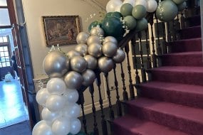 Balloon deco - grandstair case