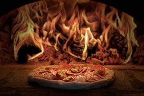Select Flame Pizza Van Hire Profile 1