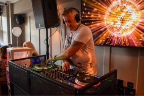 DJ Steve Braden Mobile Disco Hire Profile 1